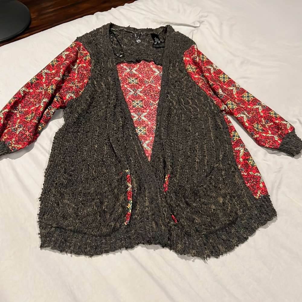BKE boutique cardigan